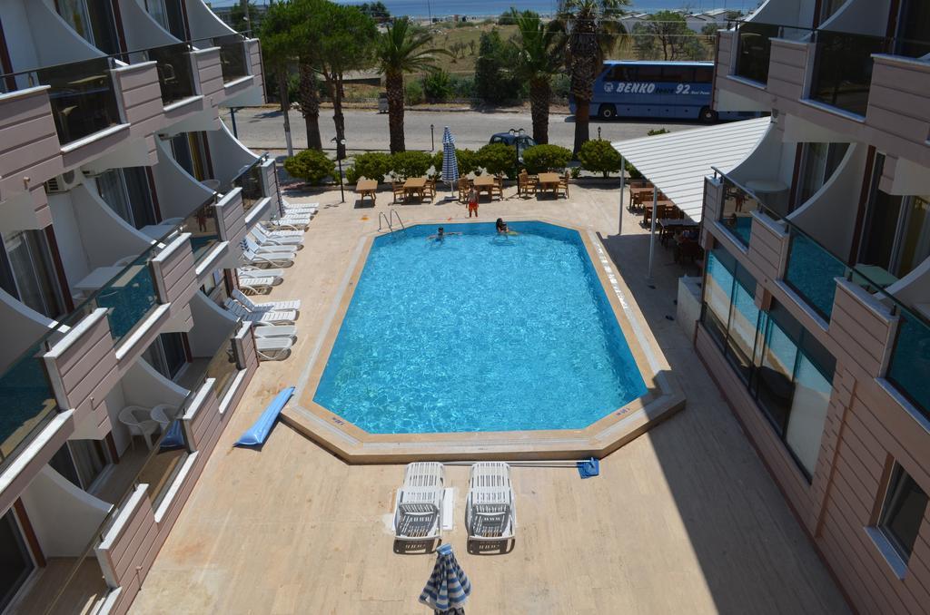 Mulka Hotel Ayvalı Exterior foto